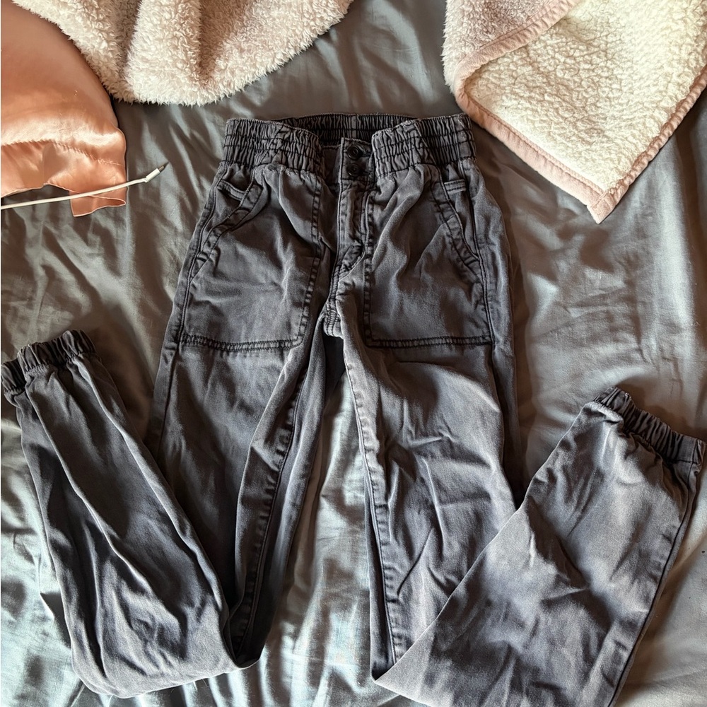 Blackish Gray Elastic-Waist Cargo Jogger Pants